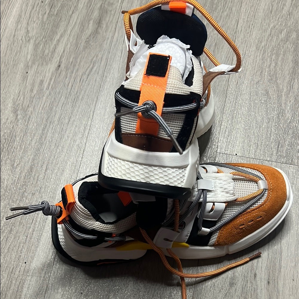 Multicolor Sneakers - Picture 2 of 3